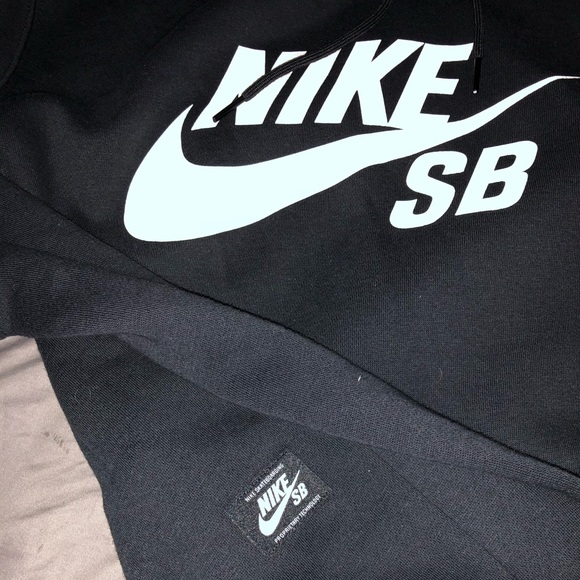 Nike SB hoodie - Picture 3 of 3